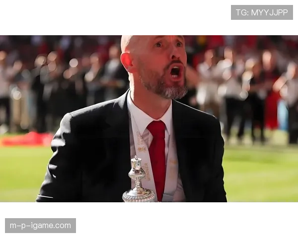 滕哈赫战术革新显成效，率队稳健崛起成欧洲赛场焦点